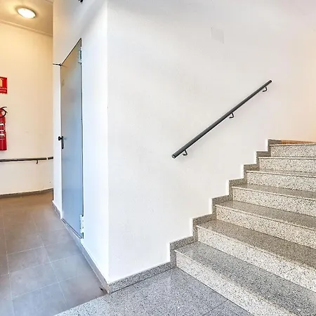 Daire Santa Trinidad 1 Bedroom With Pool *